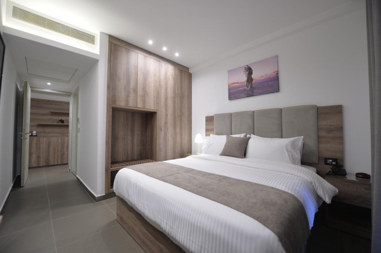 Zett Hotel Jounieh Esterno foto