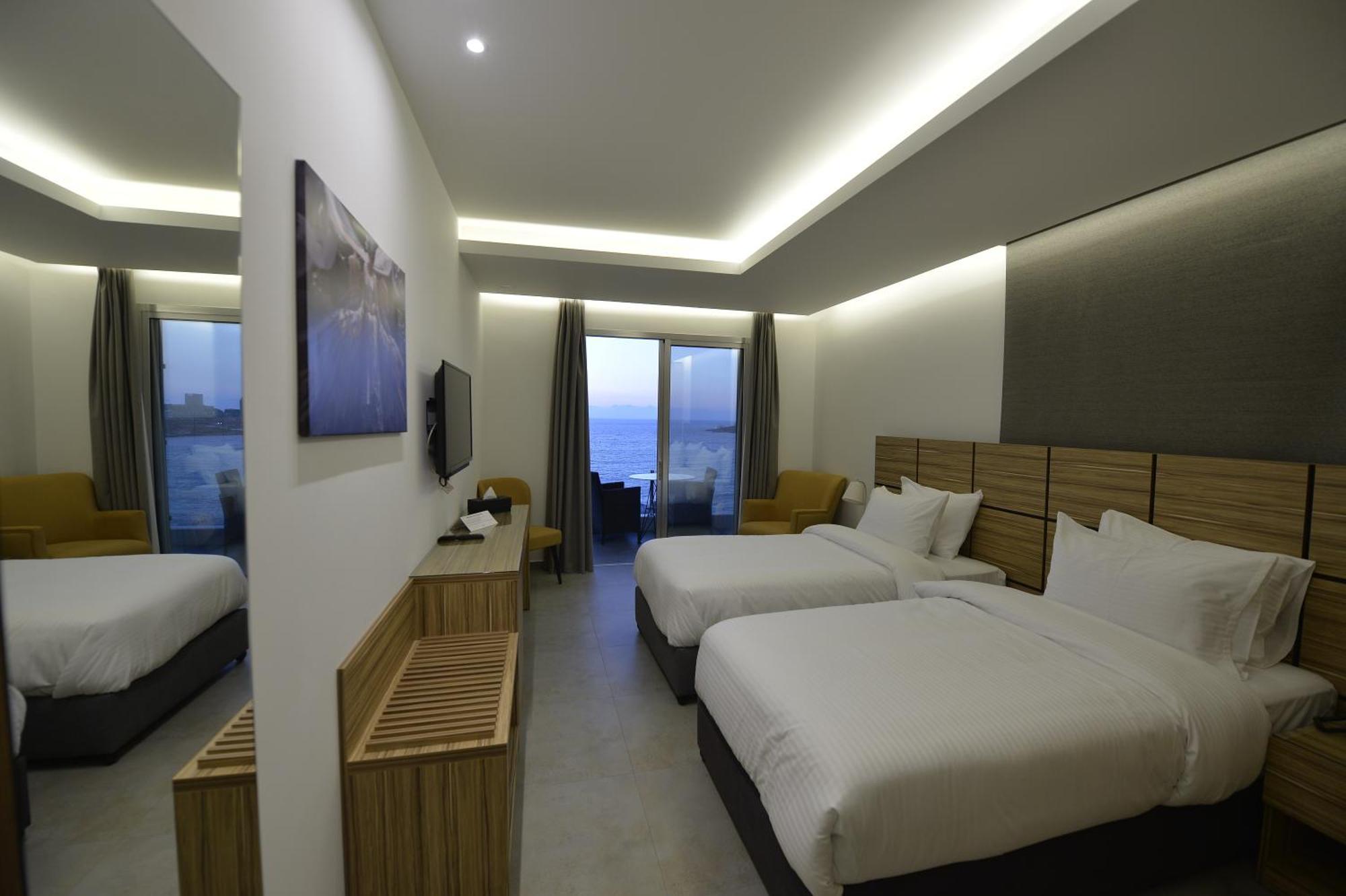 Zett Hotel Jounieh Esterno foto